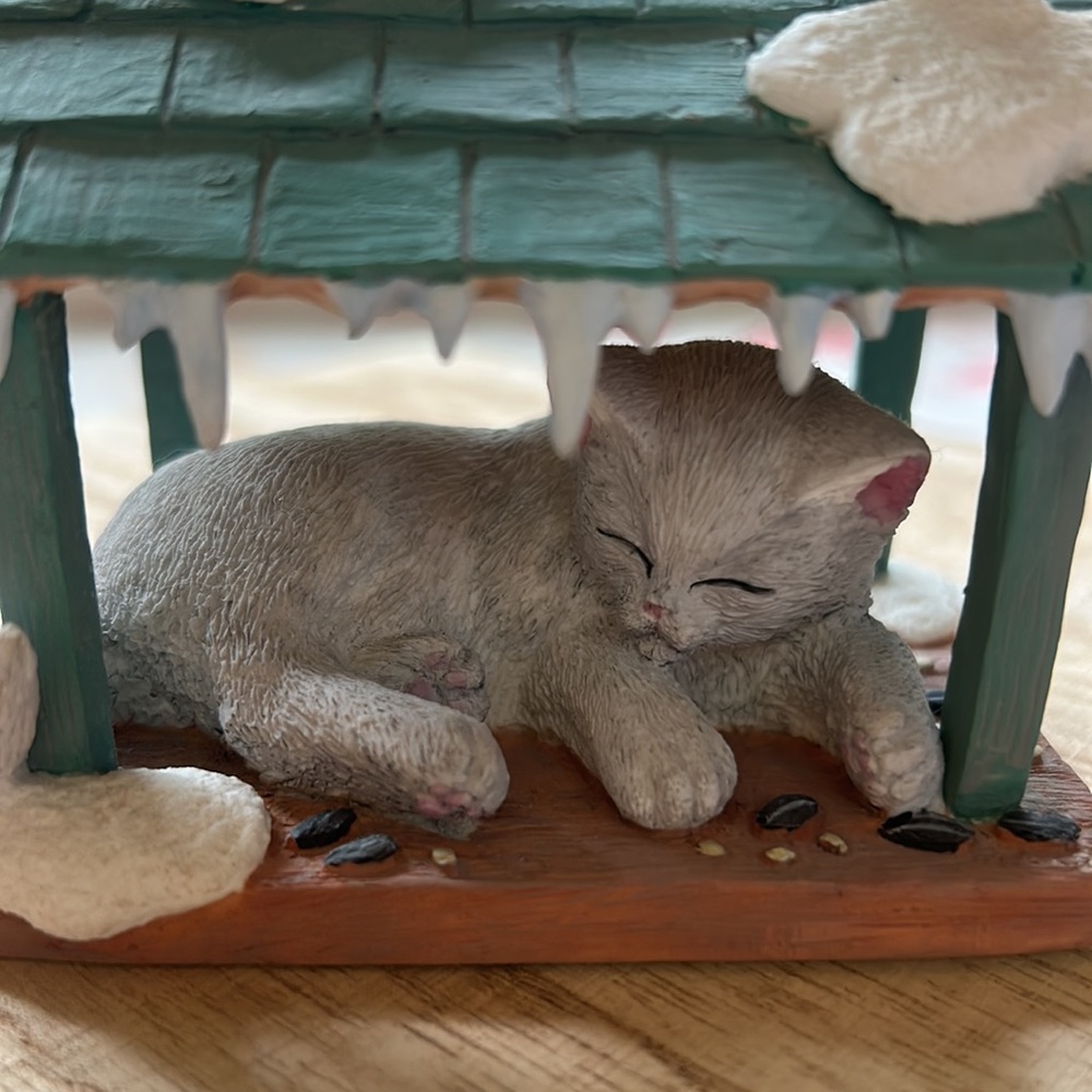 “Lenox “Winter Sunshine” Sleeping Gray Kitty Cat & Curious Bird Figurine New - Picture 6 of 11